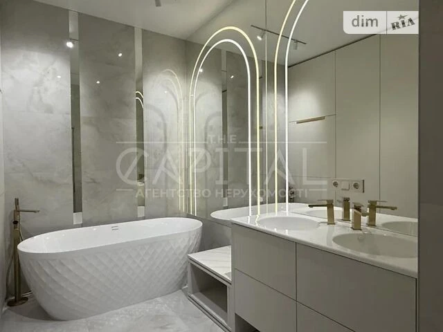 Продаж 4к квартири 119 кв. м на вул. Тодося Осьмачки 109 • I