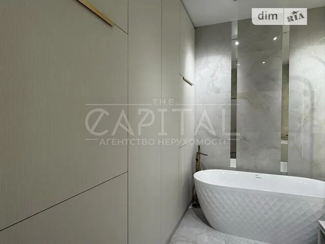 Продаж 4к квартири 119 кв. м на вул. Тодося Осьмачки 109 • I