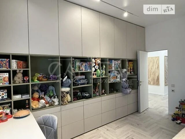 Продаж 4к квартири 119 кв. м на вул. Тодося Осьмачки 109 • I