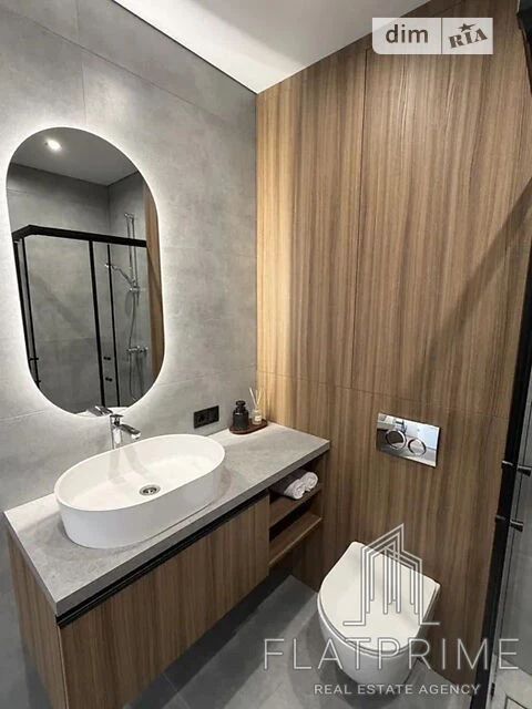Sale of 1-room apartment 42.5 sq. m. on Rodiny Kristeriv St. 14B •