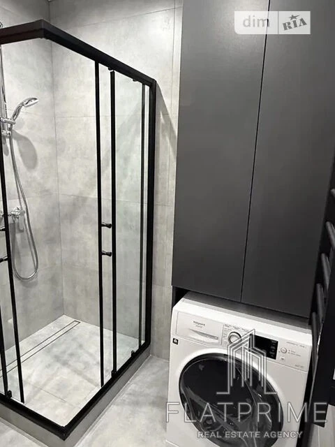 Sale of 1-room apartment 42.5 sq. m. on Rodiny Kristeriv St. 14B •