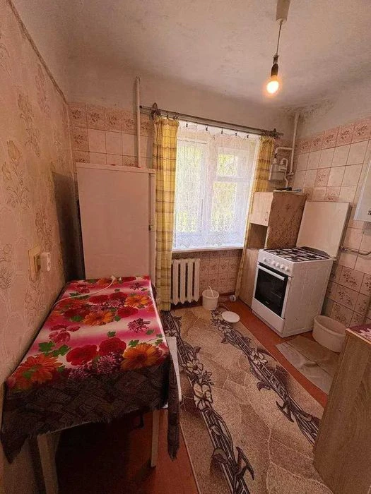 Продаж 2 кімнатної квартири Поділ . Цегла №21743