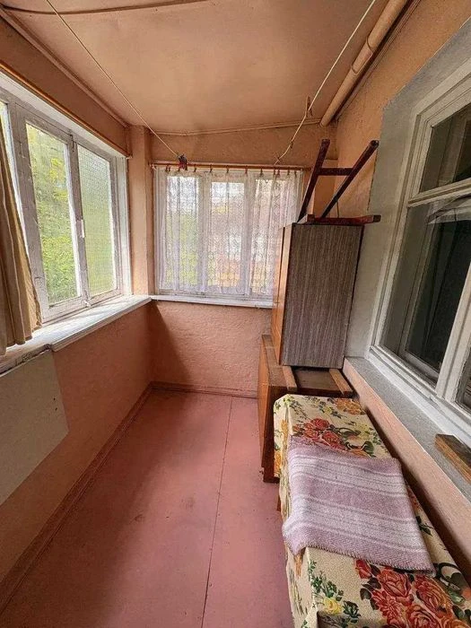 Продаж 2 кімнатної квартири Поділ . Цегла №21743