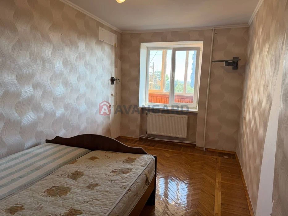 2-х квартира, гарна локація, автономне газове опалення