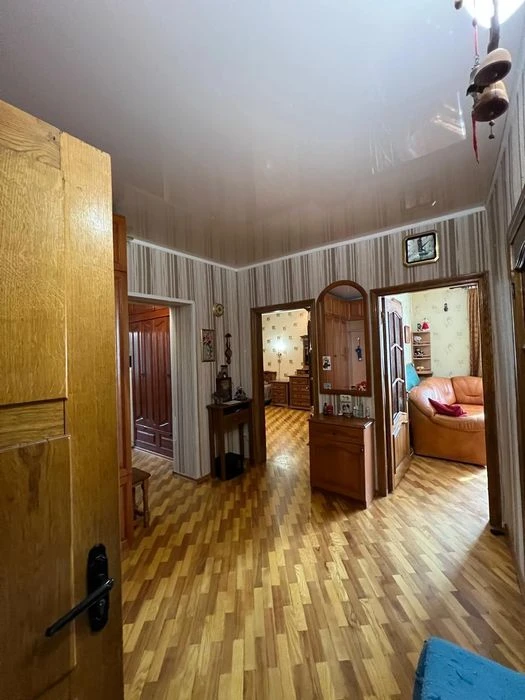 Продається 3х кімнатна квартира в центрі міста
