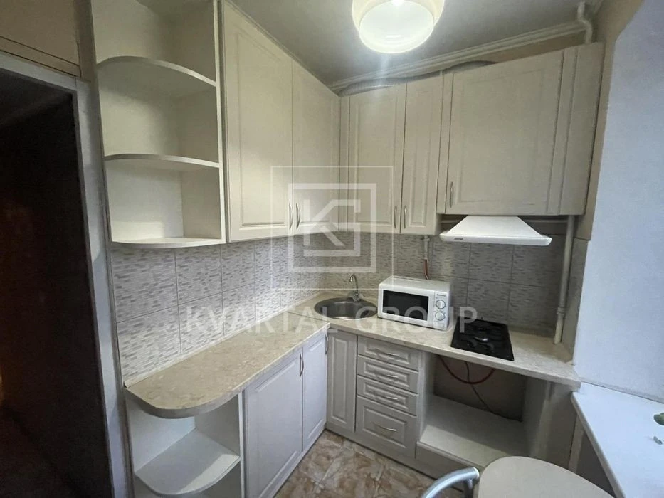 Sale of 1-room apartment 28.1 sq. m. on Velyka Vasylkivska 1 st.