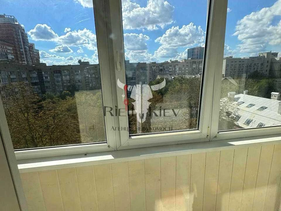 Квартира. Київ, Ковпака вул.