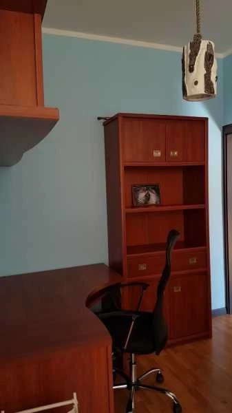Продам 2 комн S-80 м/Парк Победы/Генуэзская/Генератор/ Парки