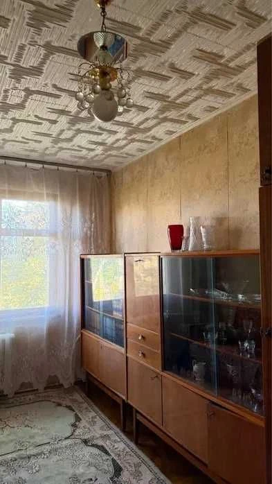 Продажа 3-комнатной квартиры на Черемушках, улица Вадатурско