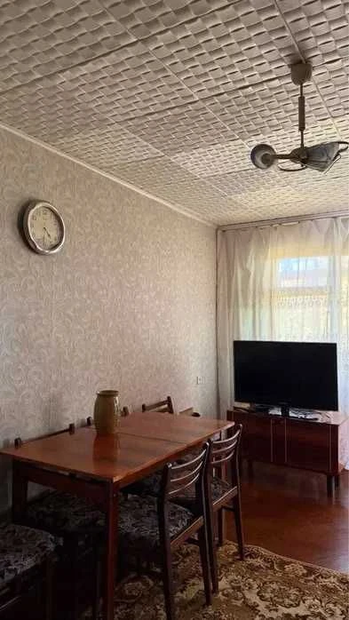 Продажа 3-комнатной квартиры на Черемушках, улица Вадатурско
