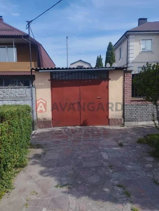 Великий будинок під ремонт в Черкасах