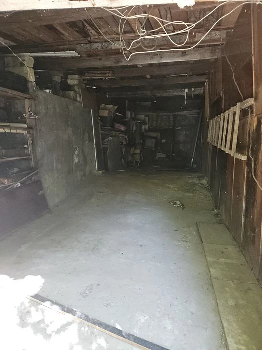 Продам / Сдам большой гараж 48 кв.м.
