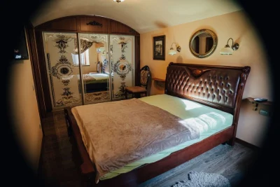 Продаж 6к квартири 140 кв. м на вул. Паркова , Львів