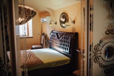 Продаж 6к квартири 140 кв. м на вул. Паркова , Львів