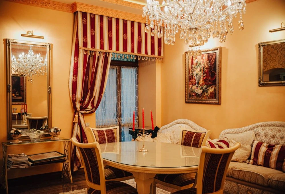 Продаж 6к квартири 140 кв. м на вул. Паркова , Львів