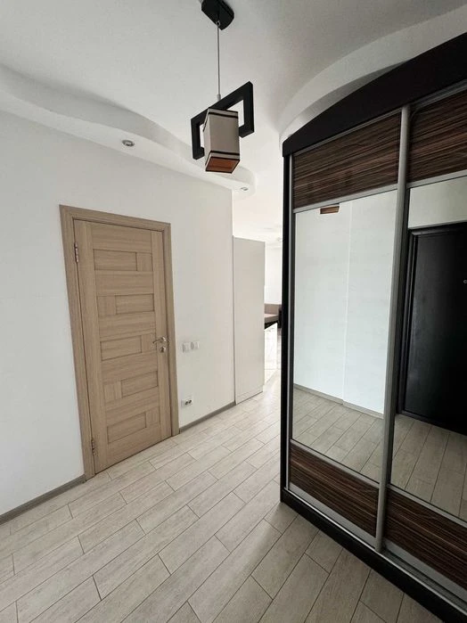Продаж 1 кімнатної квартири вул. Регенераторна ЖК Комфорт Та