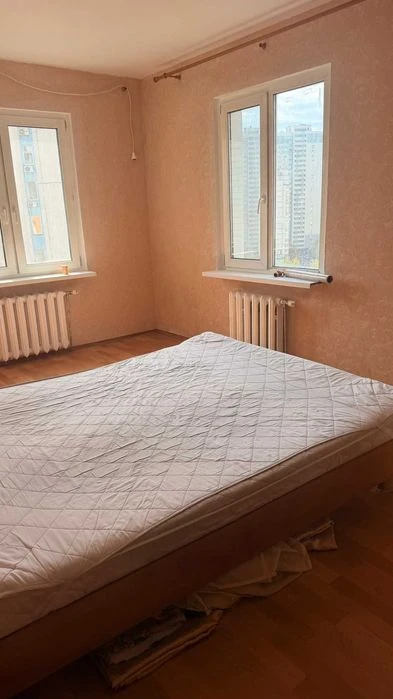 Без Комісії! Продаж 2 кімн. квартири вул. Драгоманова, Позня