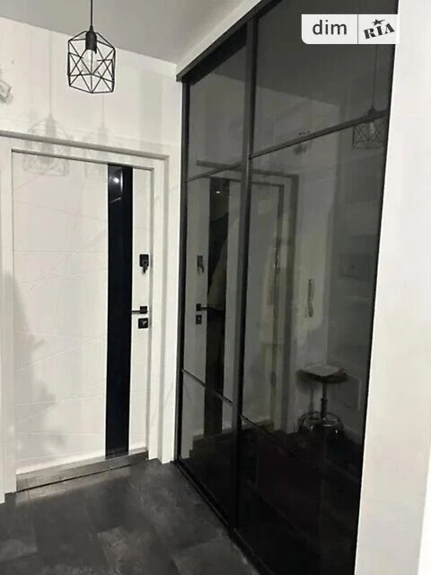 Продаж 1к квартири 323 кв. м на вул. Регенераторна 4 • ID 34