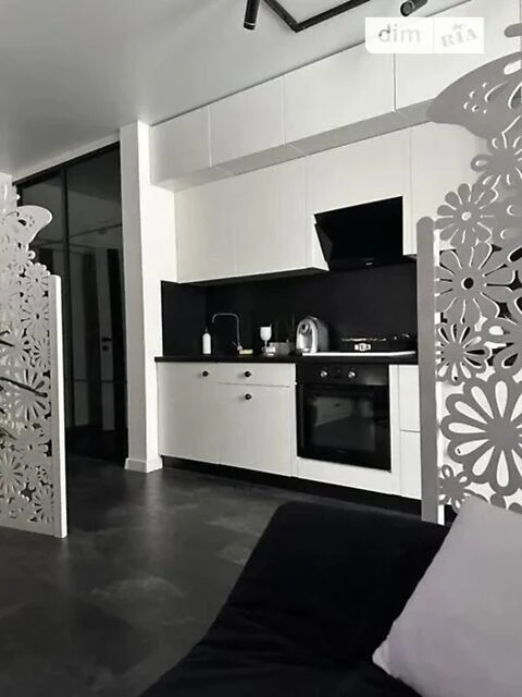 Продаж 1к квартири 323 кв. м на вул. Регенераторна 4 • ID 34
