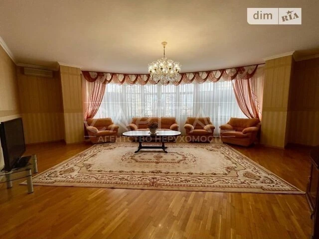 Sale of 4-room apartment 188.3 sq. m. on 13A Staronavodnytska Street