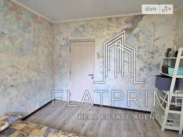 Продаж 3к квартири 74.6 кв. м на вул. Ревуцького 44 • ID 347