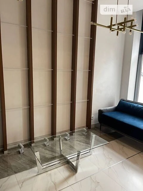 Продаж 1к квартири 56.02 кв. м на вул. Звіринецька 72 • ID 3