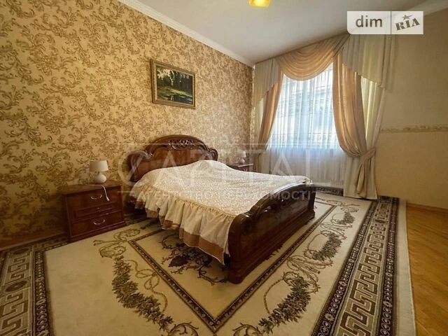 Sale of 4-room apartment 188.3 sq. m. on 13A Staronavodnytska Street
