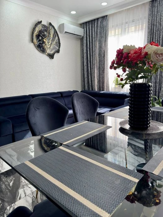 Будинок 150 м² з ремонтом, гаражем та генератором!
