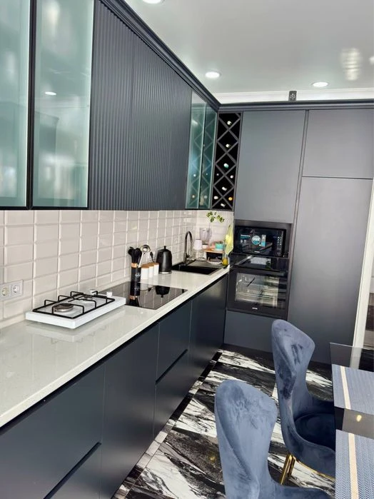 Будинок 150 м² з ремонтом, гаражем та генератором!