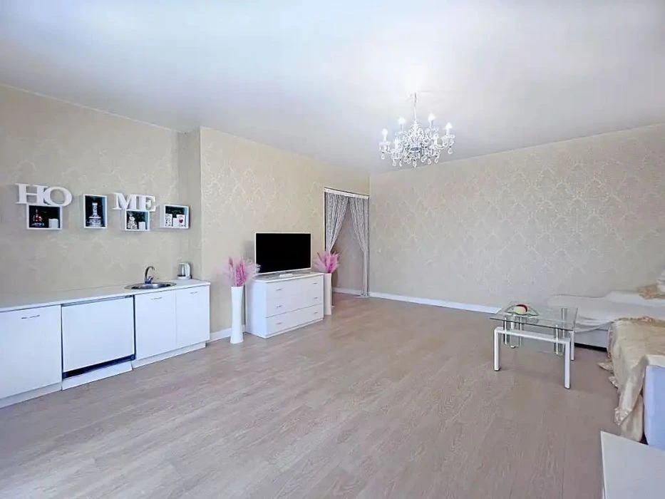 I will sell an apartment in the Kirovsky residential complex