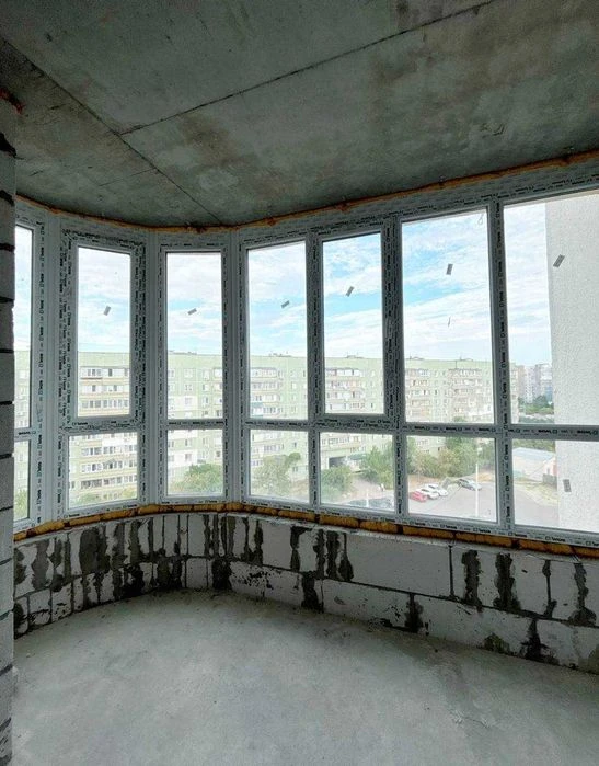 Продаж  3- кімнатної квартири