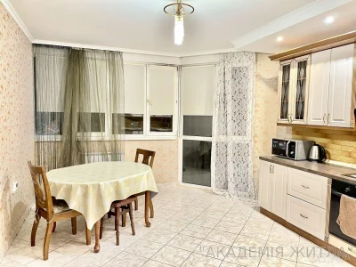 3-комнатная квартира, 106 м.кв.