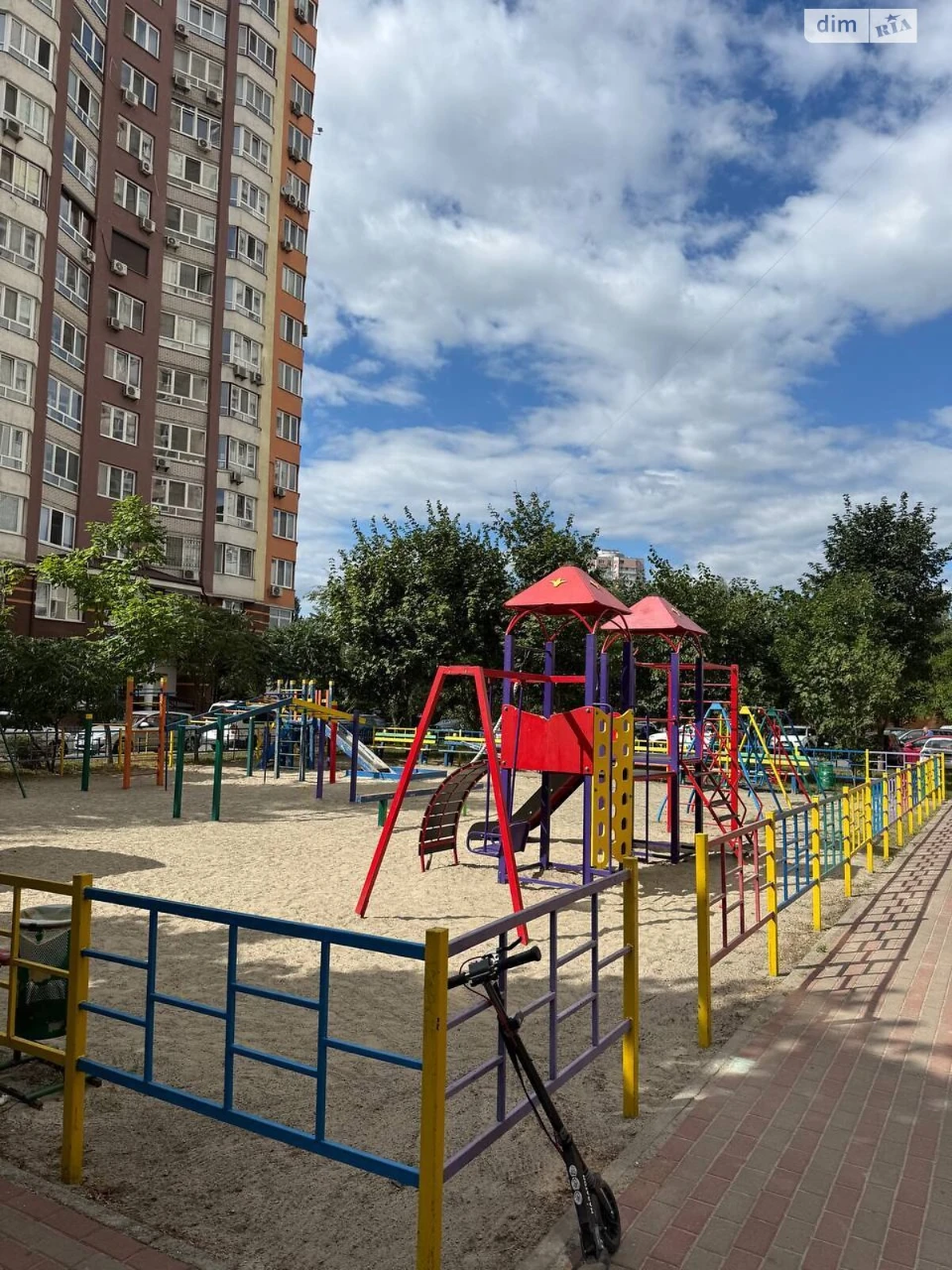 Продаж Квартира Позняки