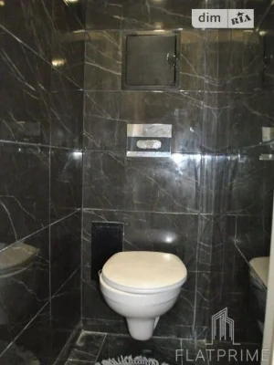 Продаж 1к квартири 32 кв. м на просп. Голосіївський 21 • ID