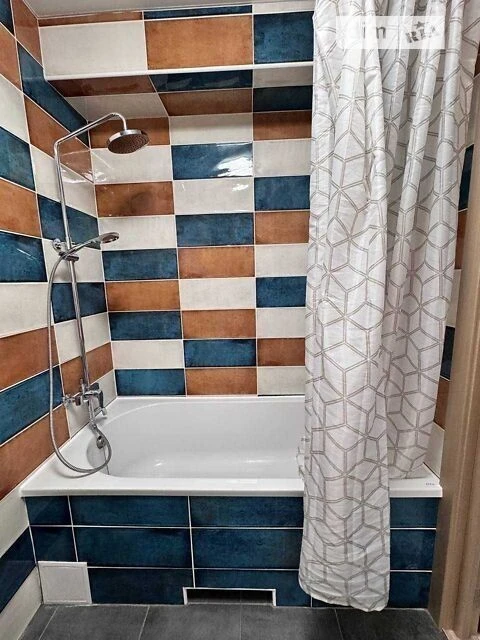 Продаж 2к квартири 87.8 кв. м на вул. Гарматна 20/2 • ID 347
