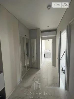 Продаж 2к квартири 68 кв. м на вул. Академіка Заболотного 1В