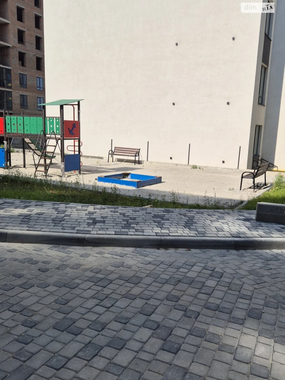 Продаж Квартира Тинда