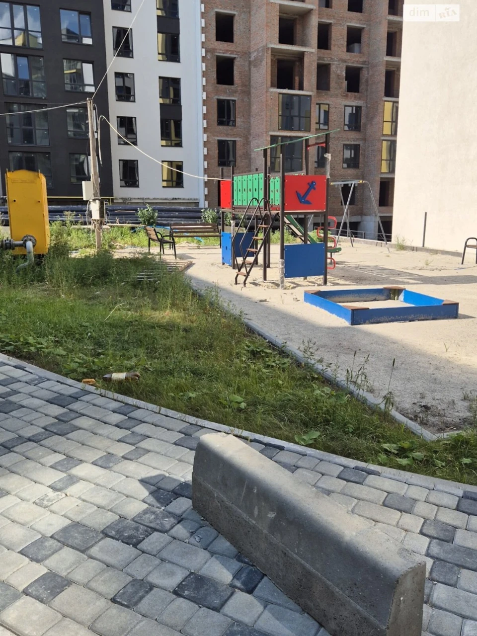 Продаж Квартира Тинда