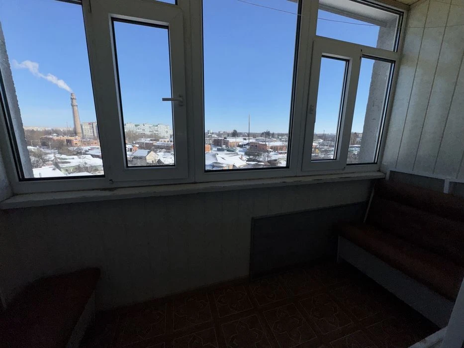 Продається 4-и кімнатна  квартира від власникс