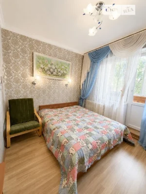 Продаж 3к квартири 69.2 кв. м на вул. Оріхуватська 12, кв. 2
