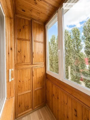 Продаж 3к квартири 69.2 кв. м на вул. Оріхуватська 12, кв. 2