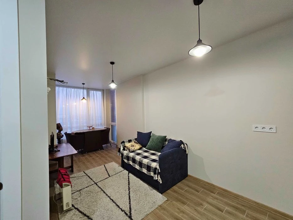 WITHOUT% Sale of two-room Studio 37m2 residential complex 4U |m| Akademmistechk