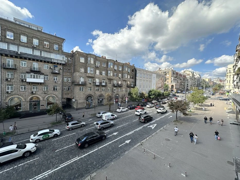 ‼️Продам 3 кімнатну   квартиру  /Центр /вул. Велика Василькі