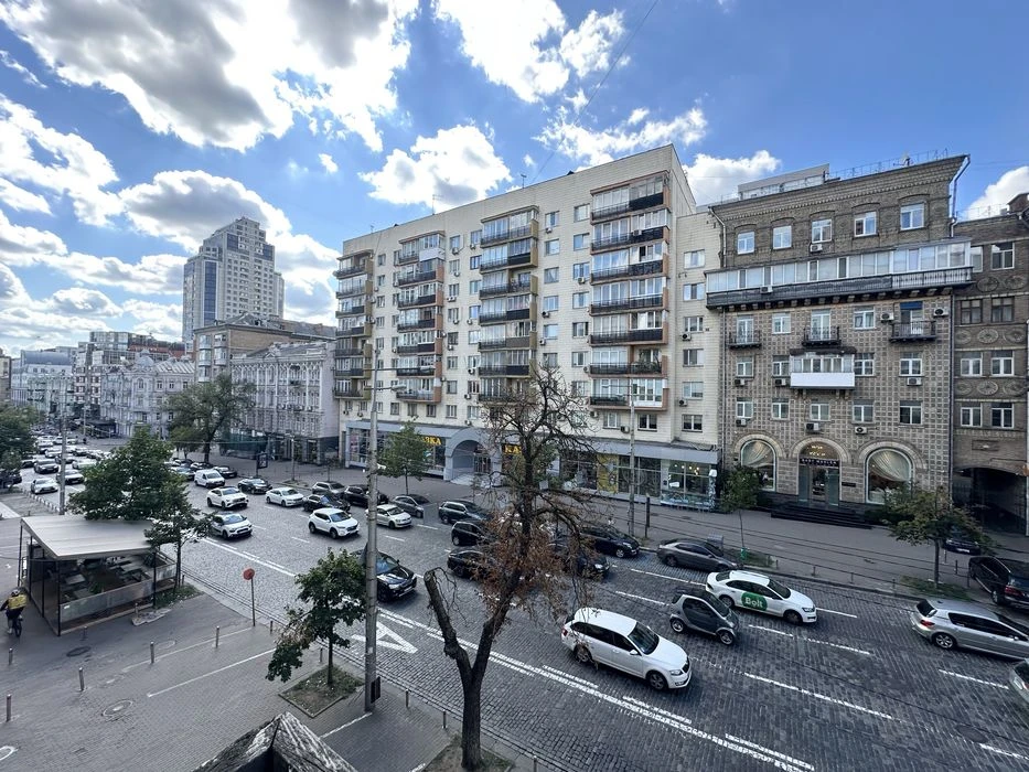 ‼️Продам 3 кімнатну   квартиру  /Центр /вул. Велика Василькі