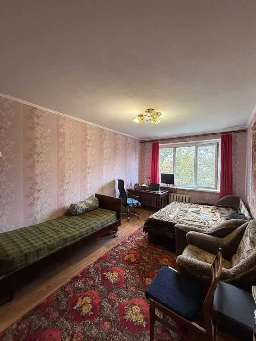 Продам 3к квартиру, 63кв.м, кімнати роздільні, Половки