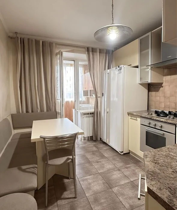 Продам 2 кімнатну квартиру