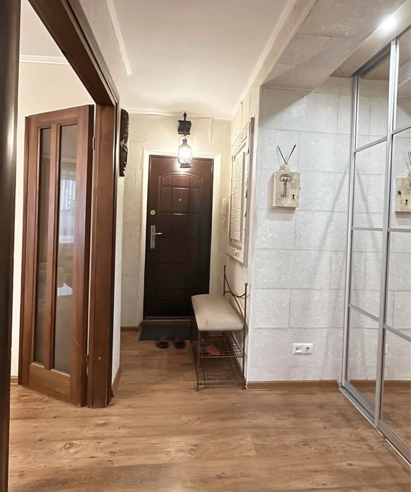 Продам 2 кімнатну квартиру