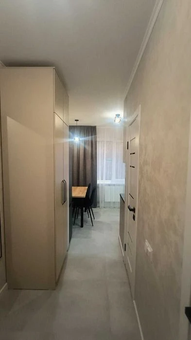 Продається 1-о кімнатна квартира по вул. Космонавтів.