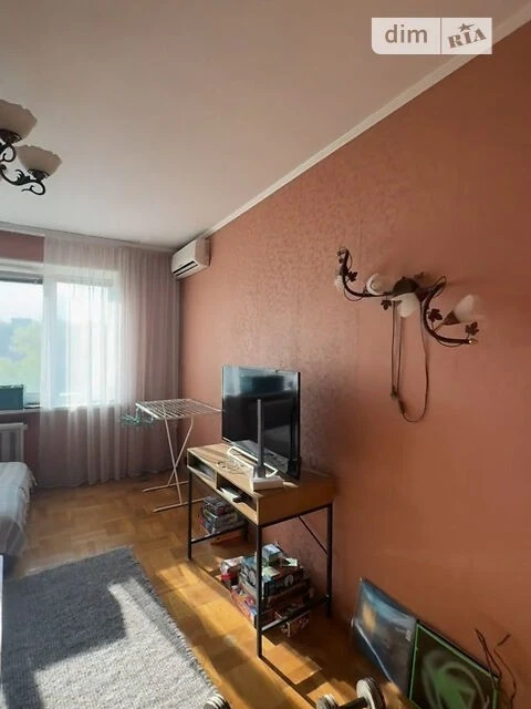 Sale of 3-room apartment 69 sq. m. on Levka Lukyanenka 5 street • ID
