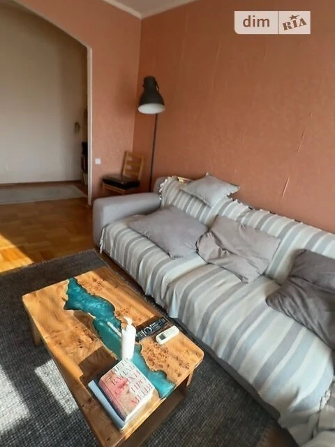 Sale of 3-room apartment 69 sq. m. on Levka Lukyanenka 5 street • ID